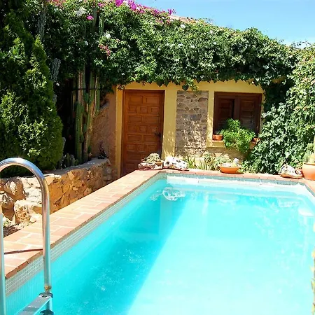 Casa Rural De Luna Country house *